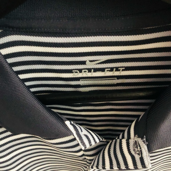 Mens Small Golf Shirt Dry-Fit - Picture 3 of 3